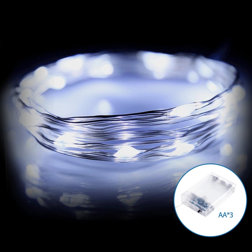 Aigostar - Cadena de luces de Navidad LED 50xLED/3xAA 5,3m blanco frío