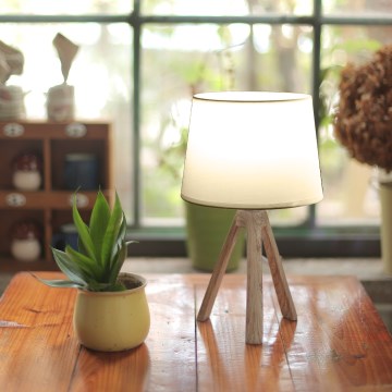 Aigostar - Lámpara de mesa 1xE14/40W/230V