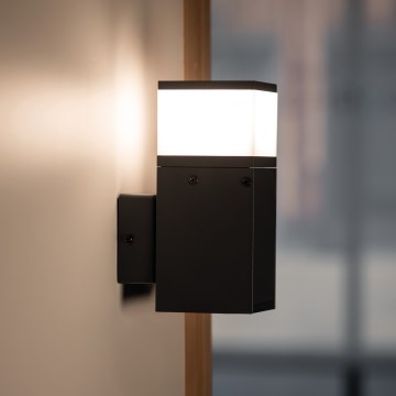 Aplique de exterior con un enchufe DASTEN 1xG9/11W/230V IP44 negro