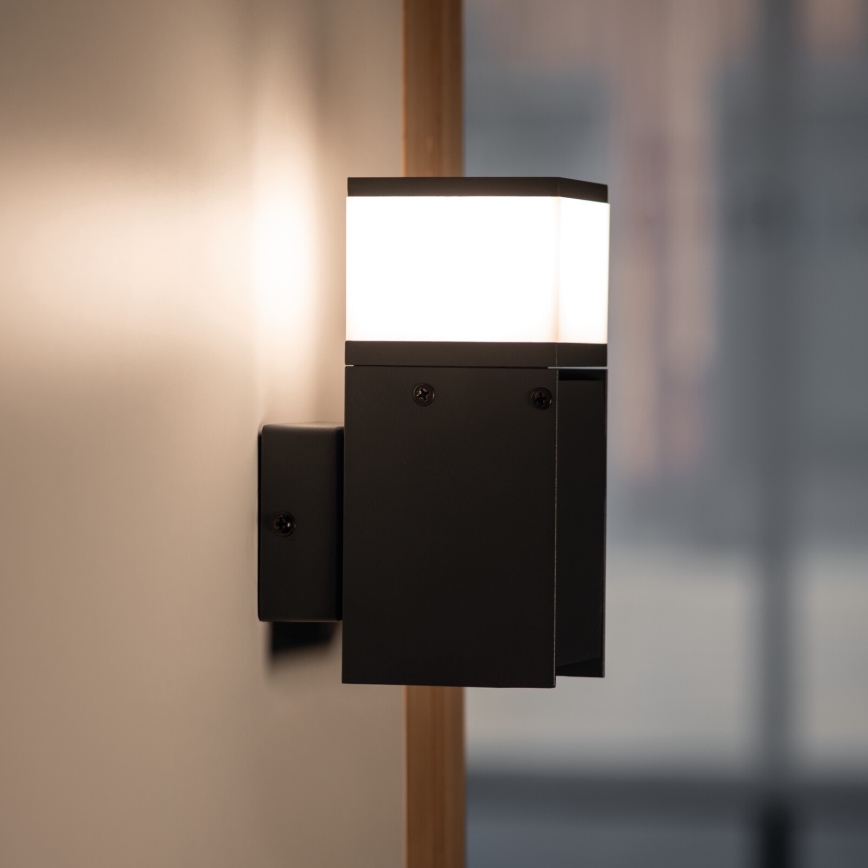 Aplique de exterior DASTEN 1xG9/11W/230V IP44 negro