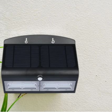 Aplique solar LED de pared con sensor LED/7W/3,7V 4000K IP65 negro