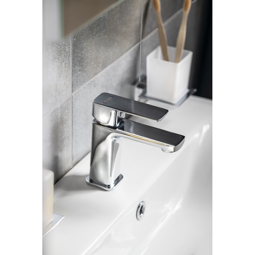 Aqualine - Grifo de lavabo FACTOR cromo brillante