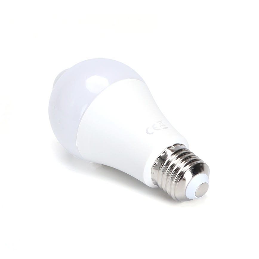 Bombilla LED con sensor de movimiento y crepuscular A60 E27/12W/230V 6500K - Aigostar