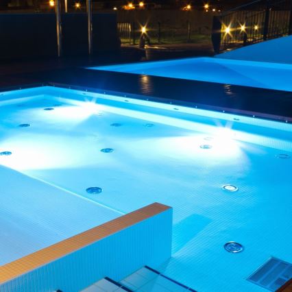 Bombilla LED para piscinas LED/18W/12V IP68 6500K