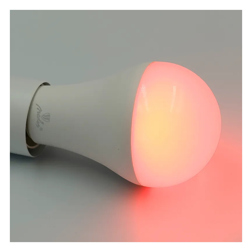 Bombilla LED RGBW regulable A60 E27/15W/230V 2700-6500K Wi-Fi Tuya