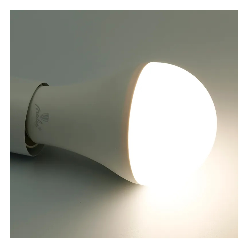 Bombilla LED RGBW regulable A60 E27/15W/230V 2700-6500K Wi-Fi Tuya