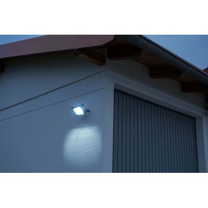 Brennenstuhl - Proyector LED para exteriores LED/50W/230V 6500K IP65