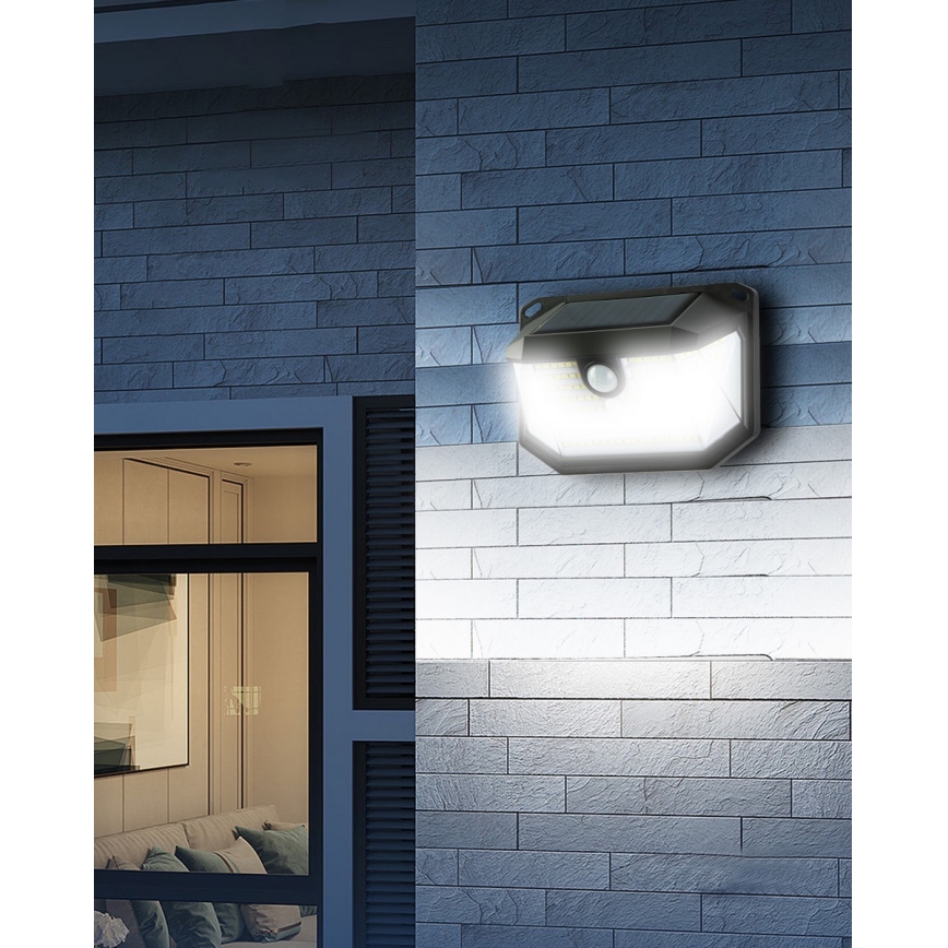 Brilagi - Aplique LED solar con sensor WALLIE LED/4W/5,5V 1200mAh 6500K IP65