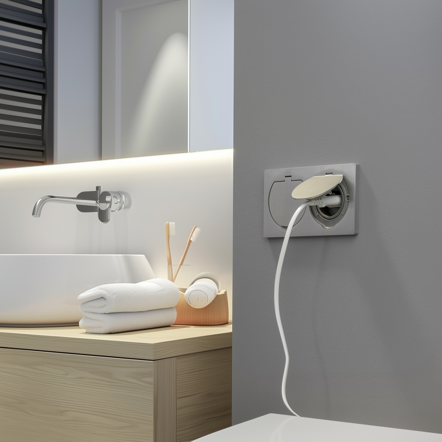Brilagi - Enchufe doble de suelo empotrable de exterior IP55 rectangular plata