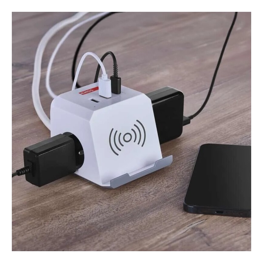 Cable de extensión cubo con carga inalámbrica QI 2Z +2xUSB-A+1xUSB-C 2m blanco