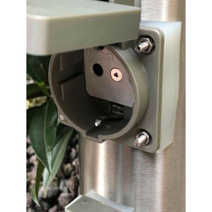 Columna de enchufe para exterior SYDNEY 4Z SCHUKO 230V IP44