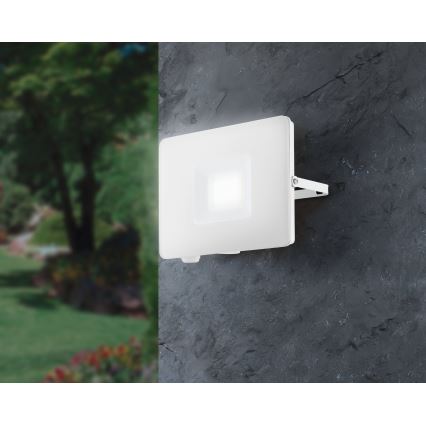 Eglo - Reflector LED LED/30W/230V IP65