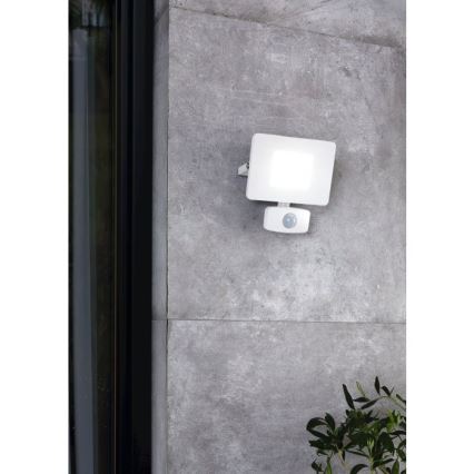 Eglo - LED Reflector con sensor LED/20W/230V IP44