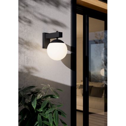 Eglo - Aplique de exterior 1xE27/40W/230V negro IP44