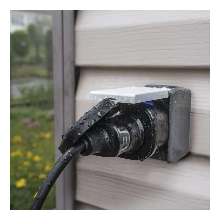 Enchufe inteligente de exterior GoSmart 3680W/230V/16A Wi-Fi Tuya IP44