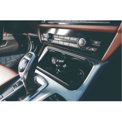 Grundig - Altavoz Bluetooth con cargador USB para el coche
