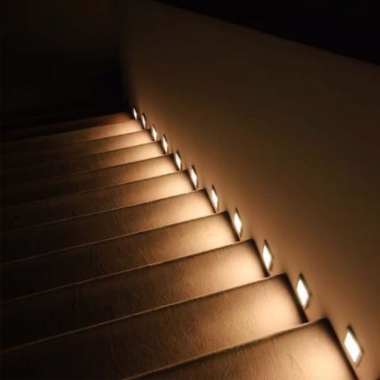 Iluminación de escalera LED exterior LED/3W/230V 3000K IP65 blanco