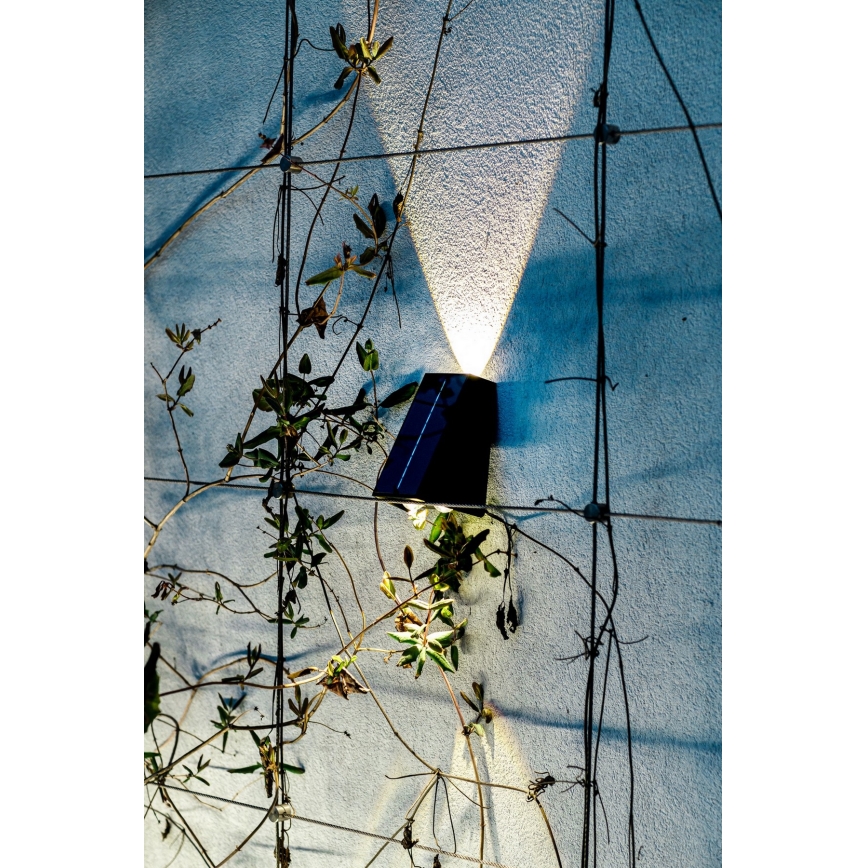 Aplique LED solar con sensor LED/2W/5V IP54 1300 mAh