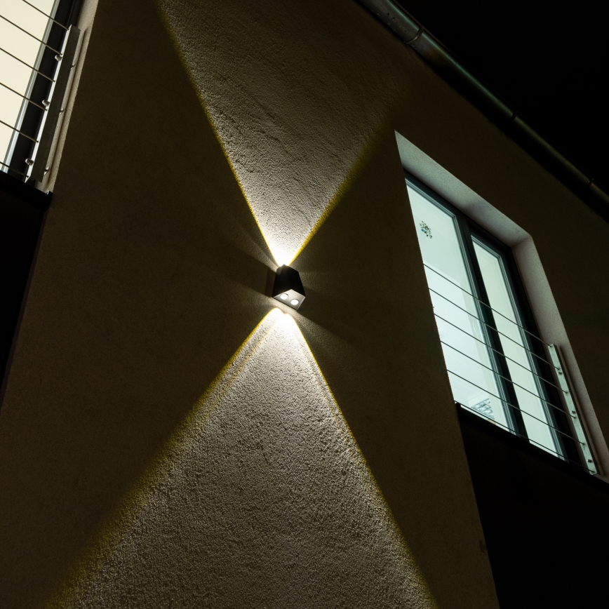 Aplique LED solar con sensor LED/2W/5V IP54 1300 mAh
