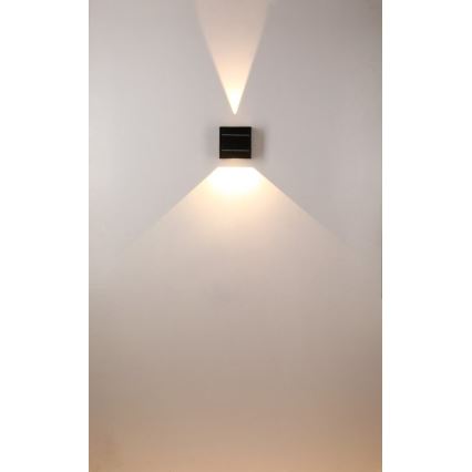 Aplique LED solar LED/2W/3,7V 4000K IP44 1300 mAh