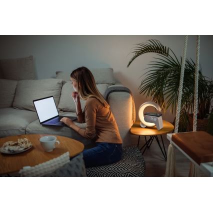 LED RGB Lámpara de mesa con dimmer con despertador y Qi cargando 30W/230V plata