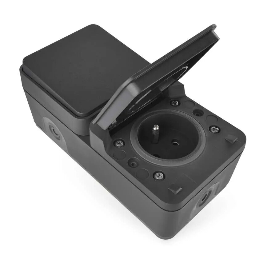 Interruptor alternando con un enchufe 250V/16A IP55