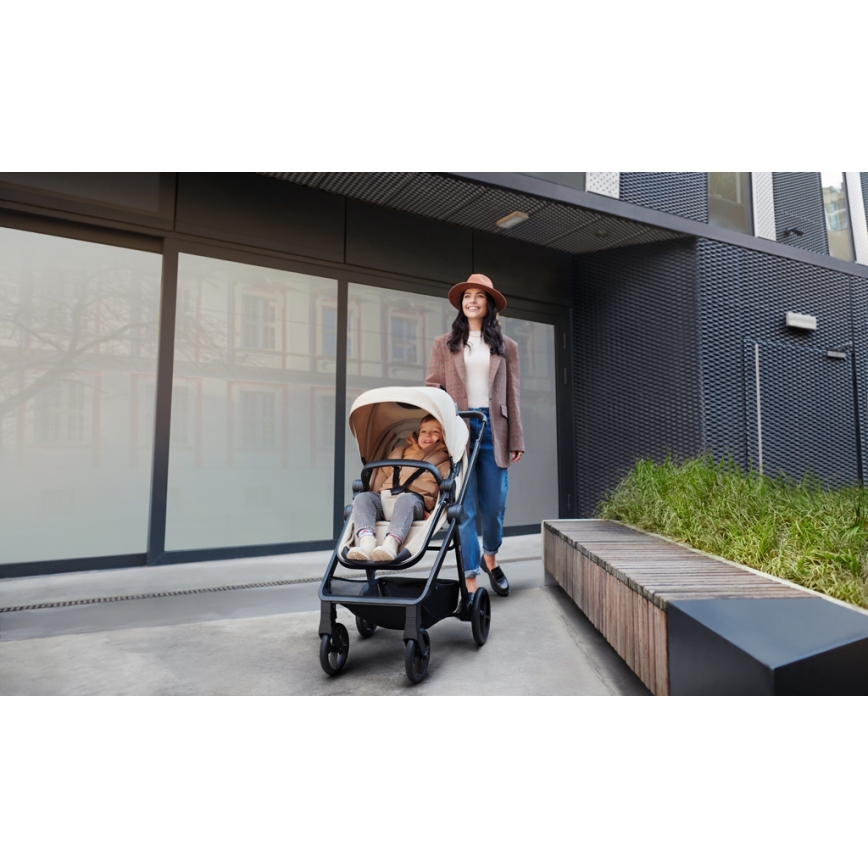 KINDERKRAFT - Cochecito combinado 4en1 NEWLY Clásico beige + silla de coche MINK PRO con base ISOFIX