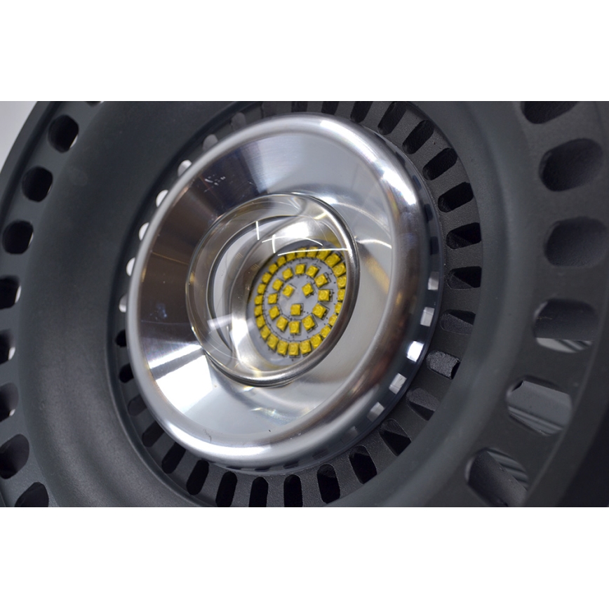 Lámpara industrial LED High Bay CREE CHIP LED/150W/230V 120° IP44