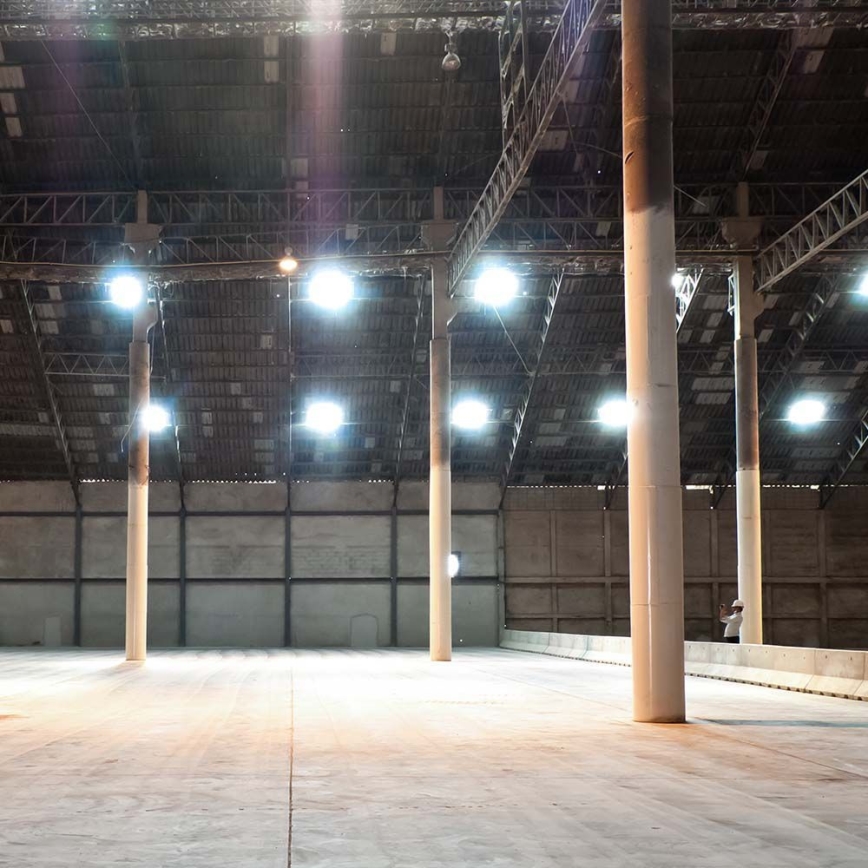 Lámpara industrial LED High Bay LED/150W/230V 3000/4000/6500K IP65 ø 27,7 cm