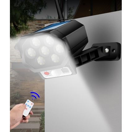 LED Cámara de video vigilancia falsa con sensor y con panel sol. LED/5W/5,5V 800 mAh IP65 + control remoto