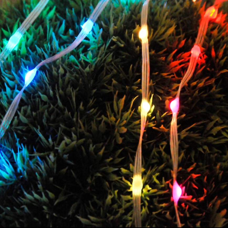 LED RGB Cadena de Navidad LED/10W/5V 10 m USB + control remoto