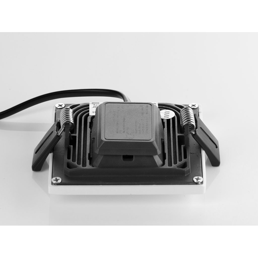 LED2 - Lámpara empotrada LED para baños SLIM LED/10W/230V IP43 CRI 90