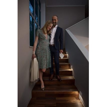 Ledvance - Iluminación de la escalera LED con sensor NIGHTLUX LED/0,25W/3×AAA IP54