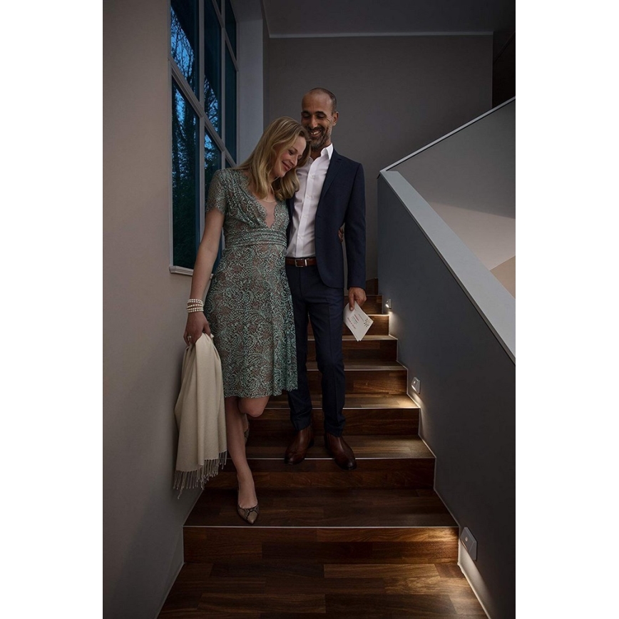 Ledvance - Iluminación de la escalera LED con sensor NIGHTLUX LED/0,25W/3×AAA IP54