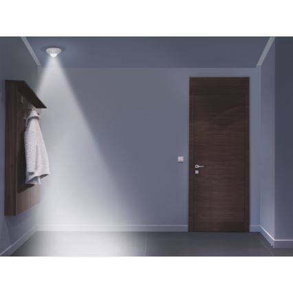 Ledvance - Lámpara LED de orientación con sensor NIGHTLUX LED/1,7W/3xAA 4000K