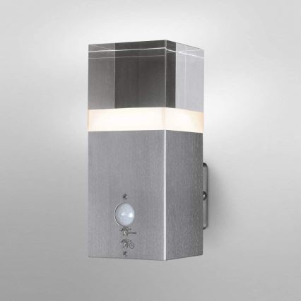 Ledvance - Luminaria de pared LED para exteriores con sensor CRYSTAL 1xLED/5W/230V IP44