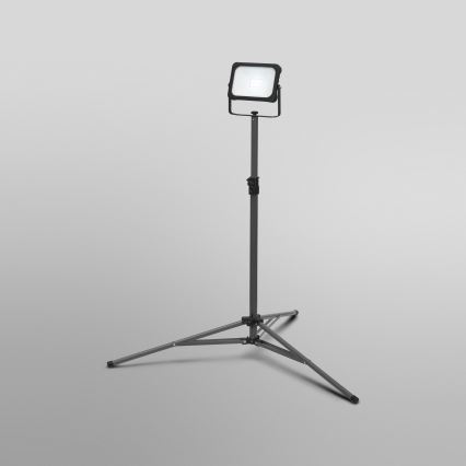 Ledvance - Proyector LED regulable con soporte WORKLIGHT TRIPOD LED/20W/3,7V IP54