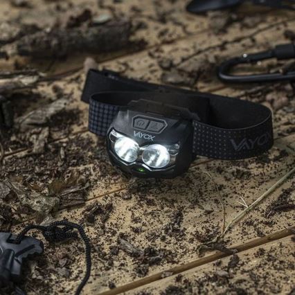 Linterna frontal LED recargable y regulable con sensor y luz roja 2xLED/5W/5V/3xAAA IP65 500 brillante 1200 mAh