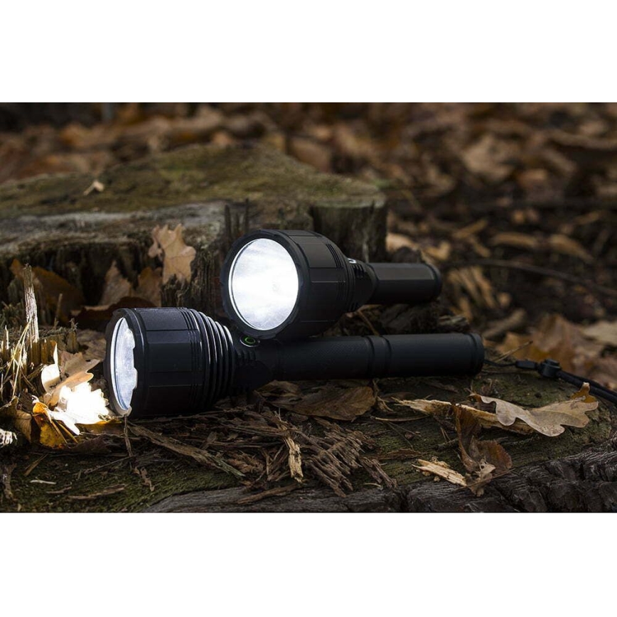 Linterna LED recargable y regulable LED/30W/5V IPX7 3000 brillante 4200 mAh