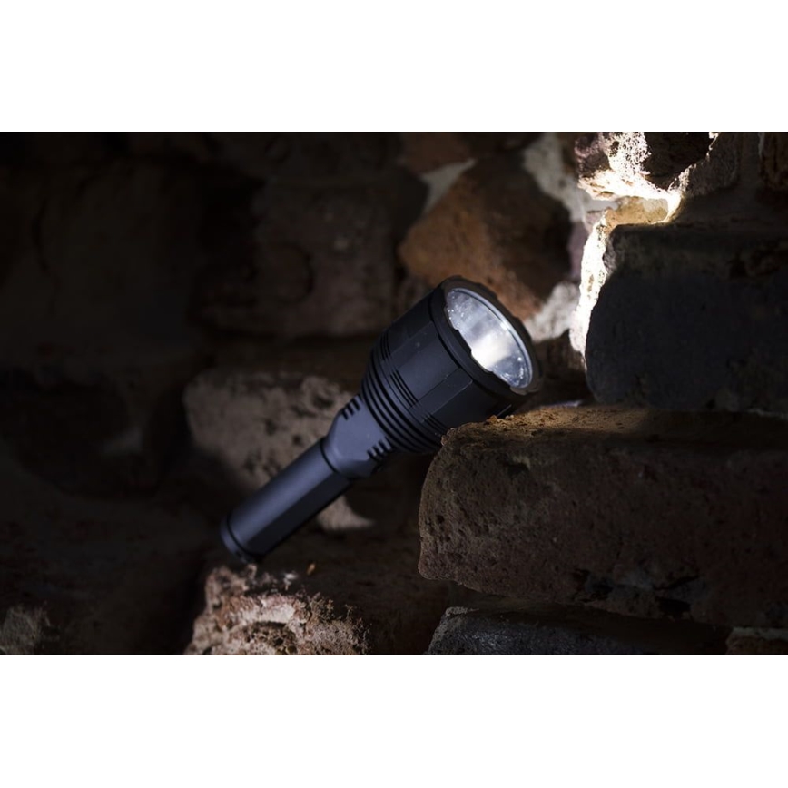 Linterna LED recargable y regulable LED/30W/5V IPX7 3000 brillante 4200 mAh