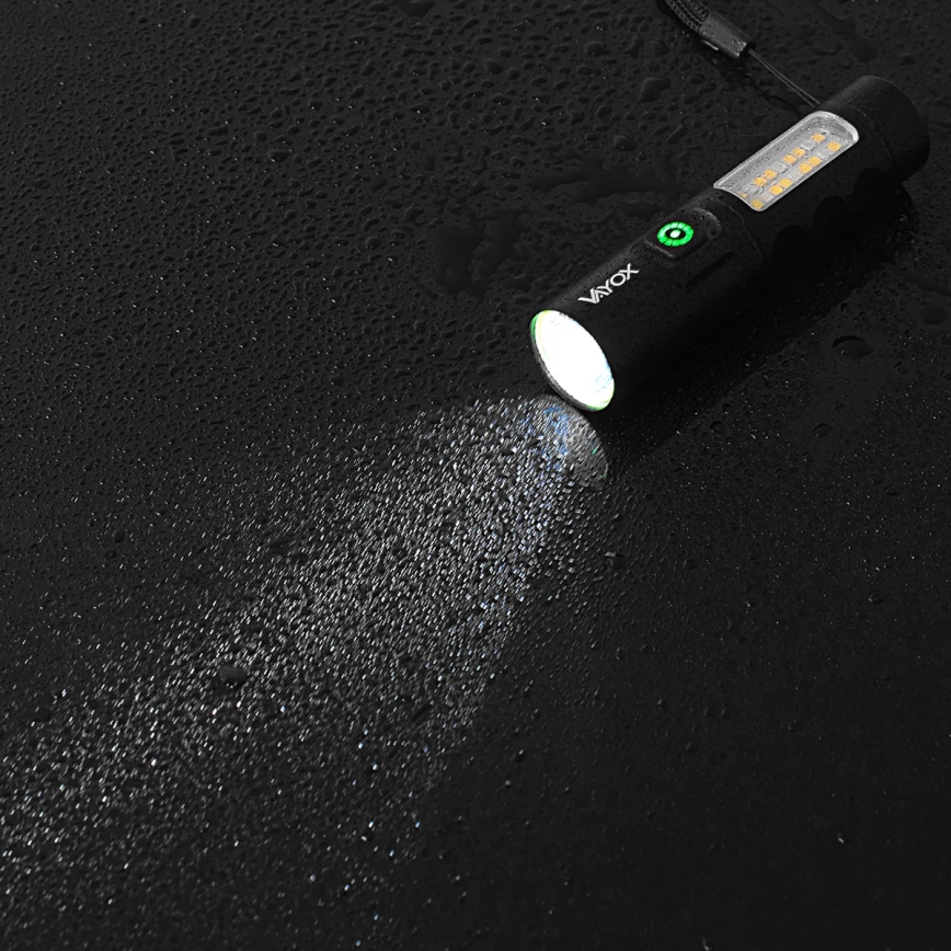Linterna LED recargable y regulable LED/5W/5V IPX4 250 brillante 2000 mAh