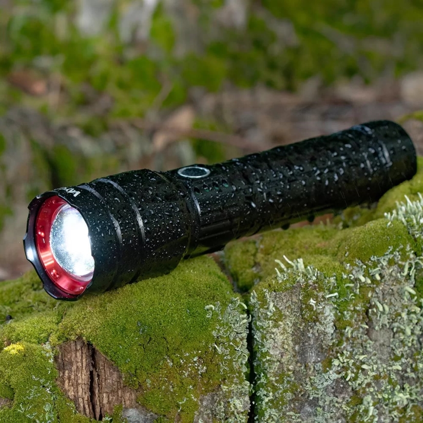 Linterna recargable LED regulable con función de power bank LED/30W/5V IPX5 1060 brillante 5000 mAh