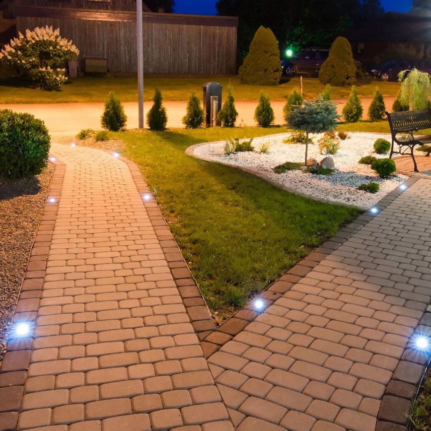 Luz de la calzada de exterior COMETA 1xGU10/50W/230V IP65