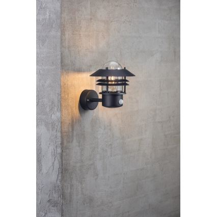 Nordlux - Aplique para exterior con sensor BLOKHUS 1xE27/60W/230V IP54