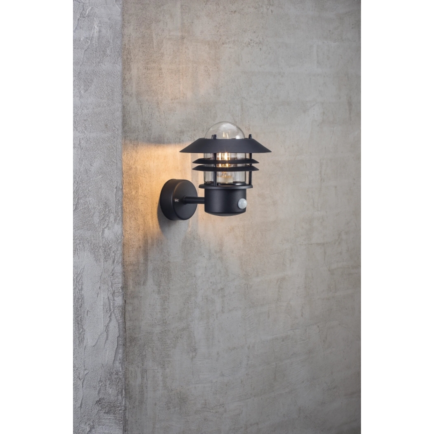 Nordlux - Aplique para exterior con sensor BLOKHUS 1xE27/60W/230V IP54