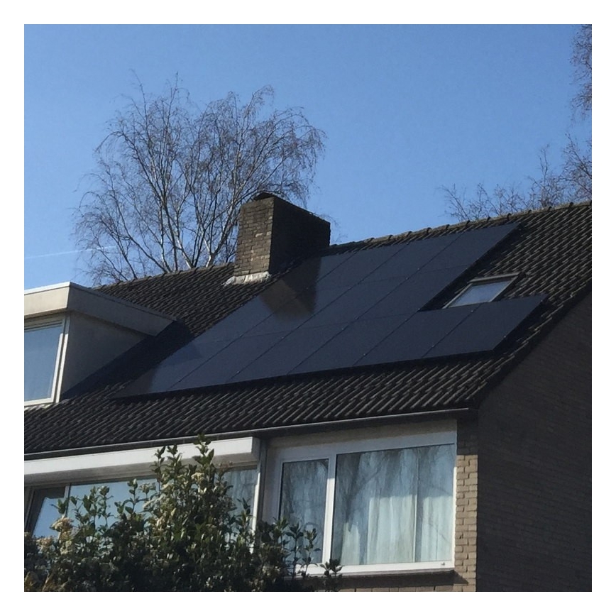 Panel solar fotovoltaico JA SOLAR 390Wp totalmente negro IP68 Half Cut - palet 36 piezas