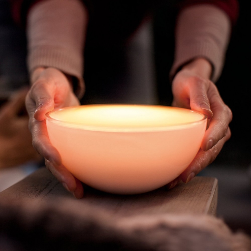 Philips 76020/31/P7 - LED Lámpara de mesa regulable HUE GO 1xLED/6W/RGB