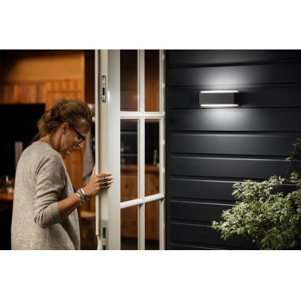 Philips - Aplique LED para exterior STRATOSPHERE LED/3,8W/230V 2700K IP44