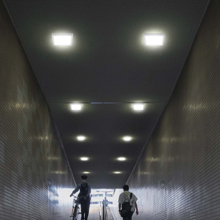 Plafón LED LED/18W/230V 4000K 21,4x,21,4 cm blanco
