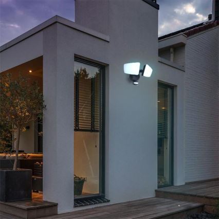 Proyector LED de exterior con sensor LED/24W/230V 3000/4000/6000K IP54 negro